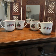 Coffee Mugs Set Of 4 Family Christmas By CUTHBERTSON England