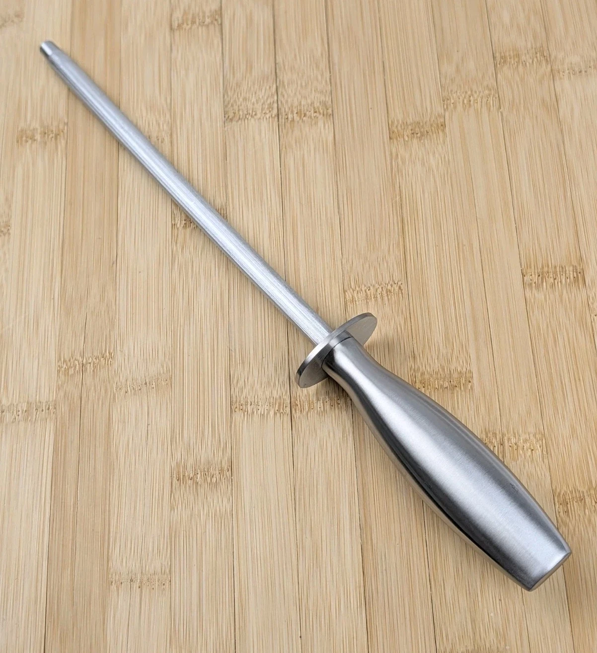 CHICAGO CUTLERY 8" Honing Rod / Sharpening Steel, STAINLESS STEEL Shaft & Handle
Opens in a new wind