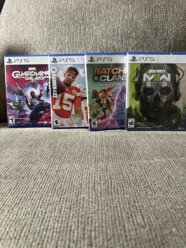 New Listingps5 games lot