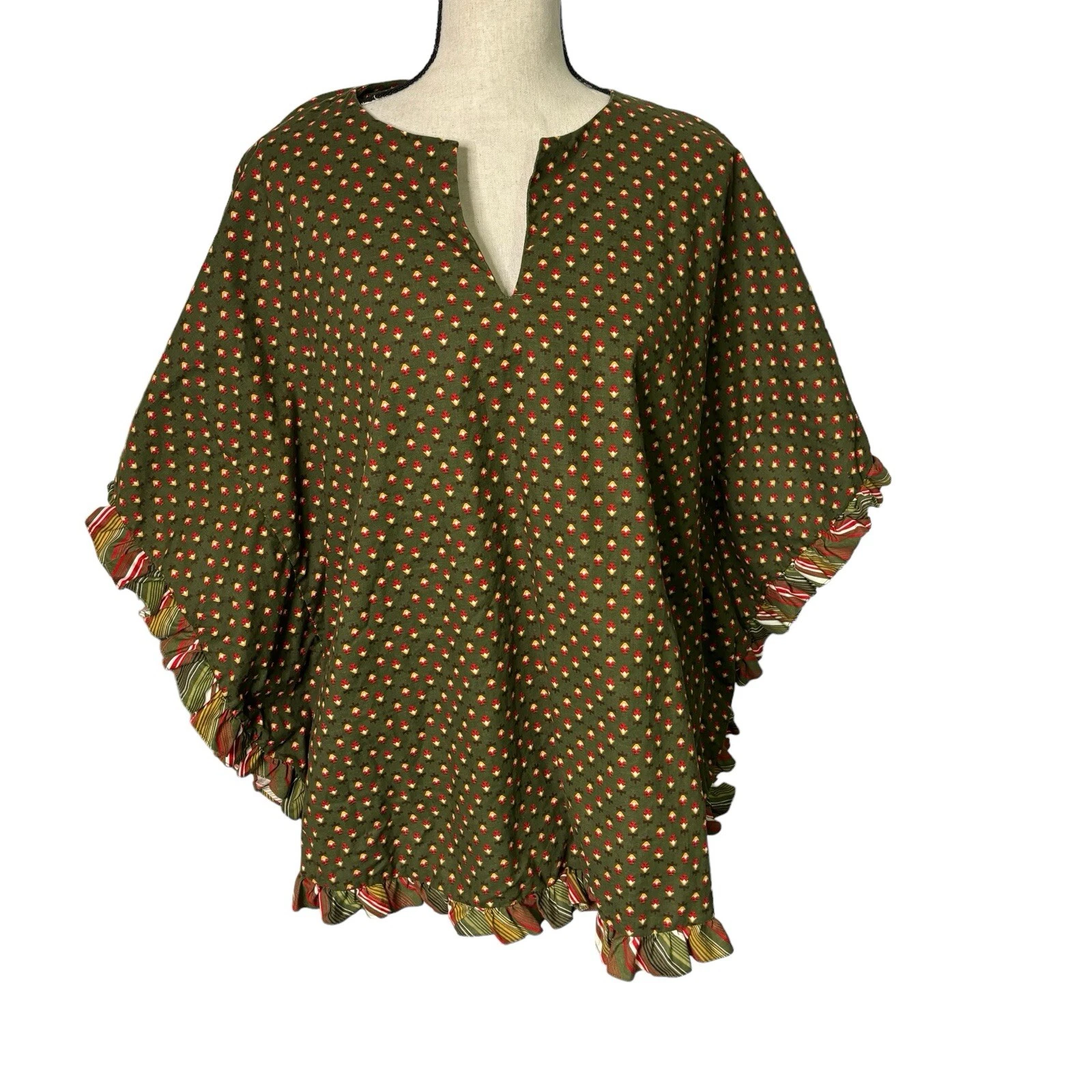Edith Martin Poncho Womens Medium Green Contrast Trim Pullover V Neck Retro VTG