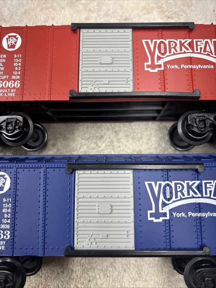 K-Line K-5054017 O27 & K-505416 PRR PENNSYLVANIA 6063 & 6066 YORK FAIR BOX CARS - Image 3 of 4
