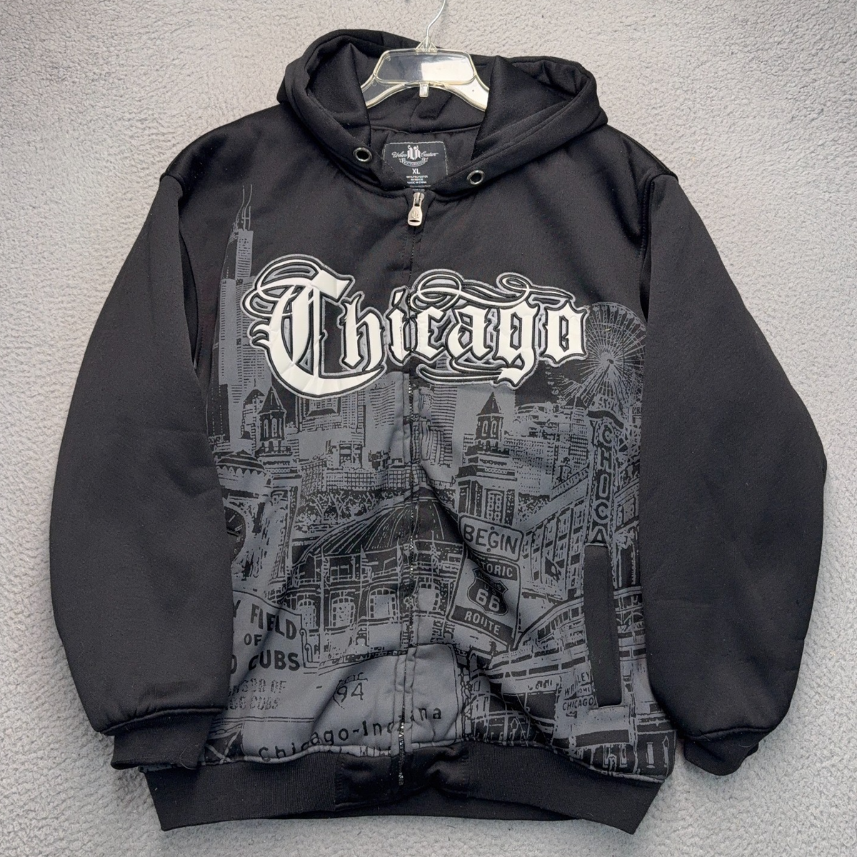 Victorious Urban Couture Chicago Hoodie Mens XL Black Skyline