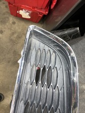 20132014 Ford Mustang Gt Front Upper Grille W Emblem Oem Dr338c436adw Chrome 20132014 Ford Mustang Gt Front Upper Grille W Emblem Oem Dr338c436adw Chrome