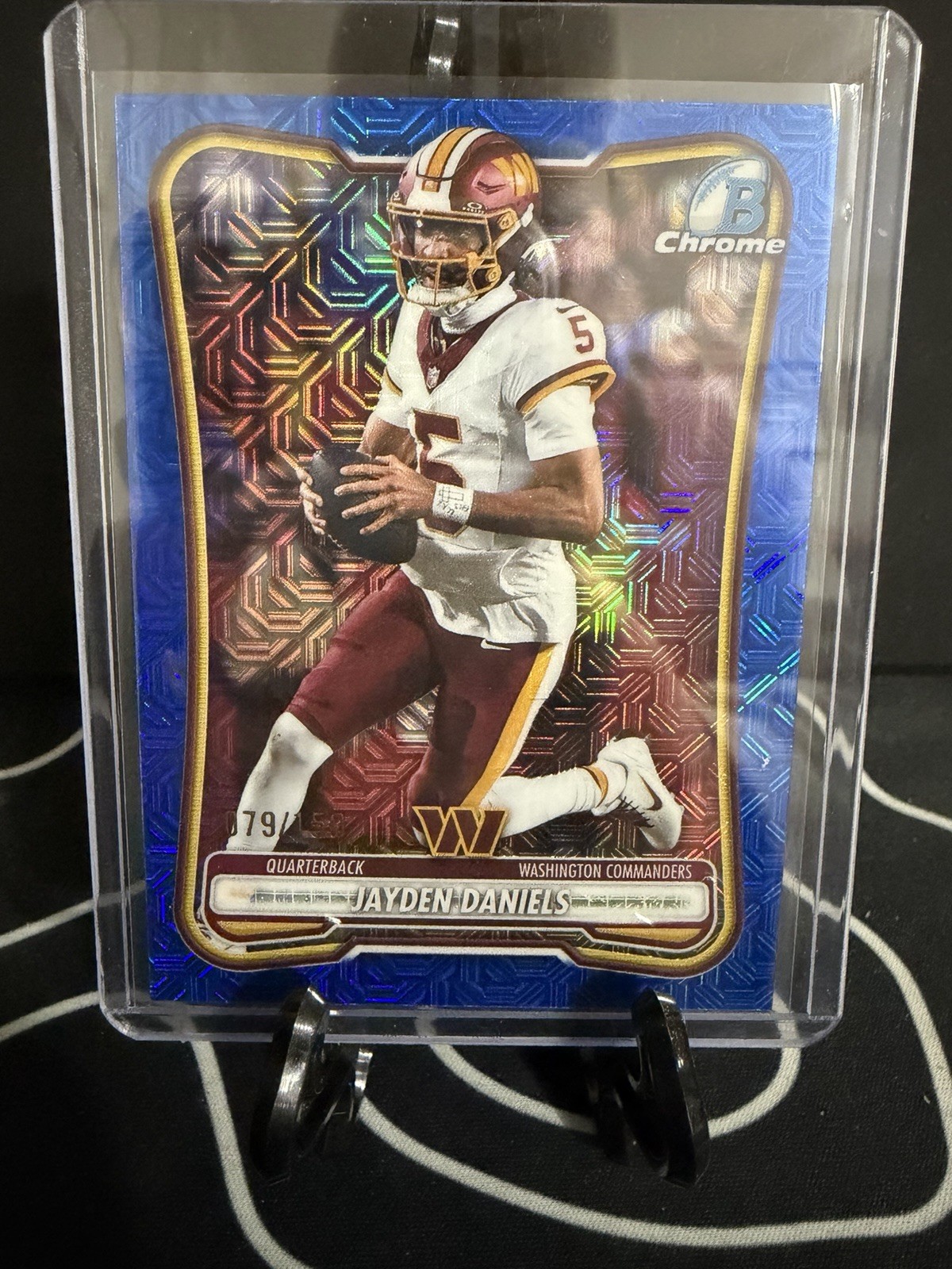 Topps 2025 Bowman Chrome U Jayden Daniels Commanders Purple Mojo #/75