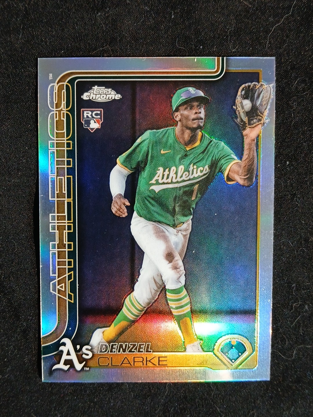 2025 Topps Chrome Update #USC15 Denzel Clarke Rookie Refractor (RC)