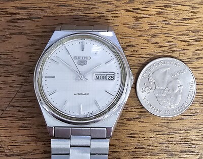 Men's Vintage Seiko 5 Automatic Day Date Wristwatch Stainless