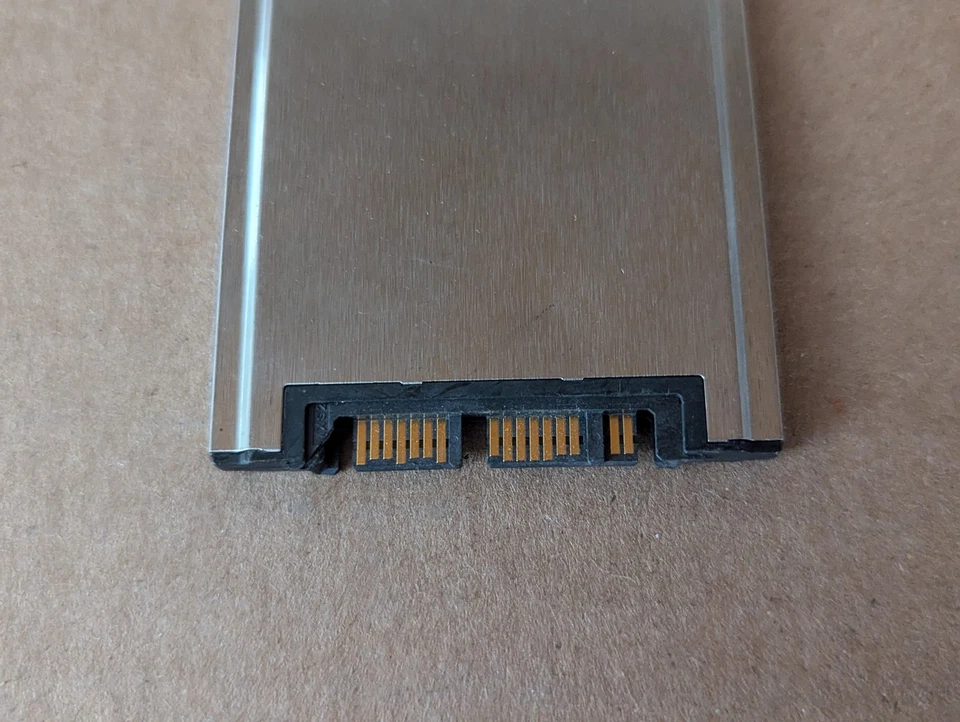 IBM SG9XCS1F 50GB 1.8IN USATA SSD DRIVE 43W7729 40K6897 L3-7(16) - Image 3 of 4