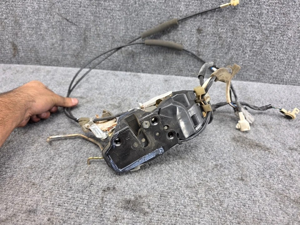 LEXUS 1992-2000 SC400 SC300 OEM PUERTA LATERAL IZQUIERDA BLOQUEO ELÉCTRICO CONJUNTO DE ACTUADOR Foto 4 de 4