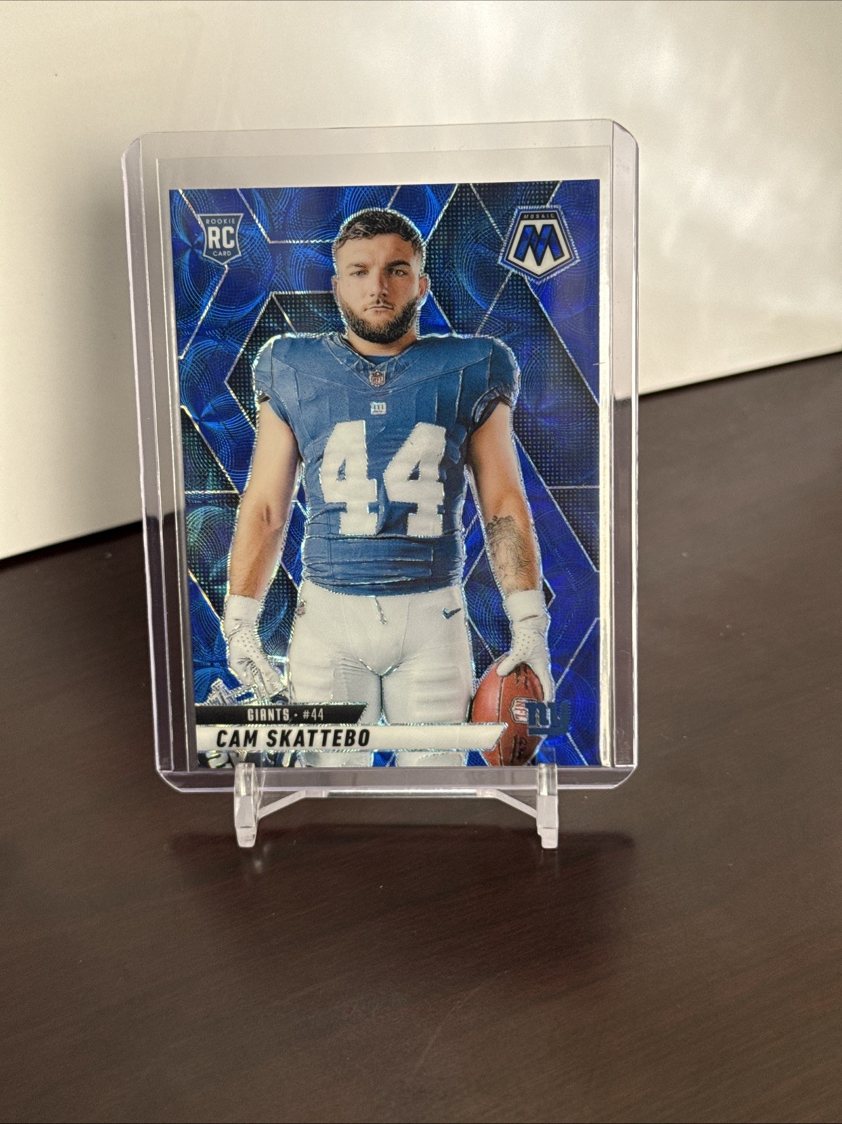 2025 Mosaic Blue Scope Prizm Variation Cam Skattebo #271 Giants RC