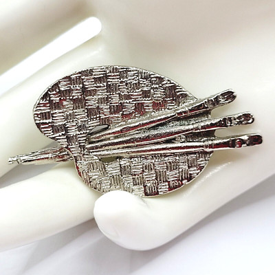 ARTIST Painters PALETTE & BRUSHES Silver Tone w Texture Vtg Brooch Pin 2 Inch
