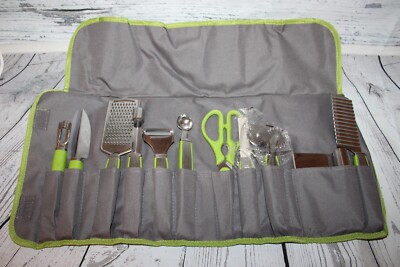 Wolfgang Puck Roll Up Carrying Case Garnish Bar Set Lots of Pieces NEW Green