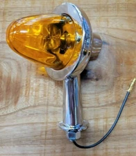 HONDA PEDESTAL LIGHT AMBER WATERMELON REAL GLASS LENS SINGLE STUD MOUNT 84090