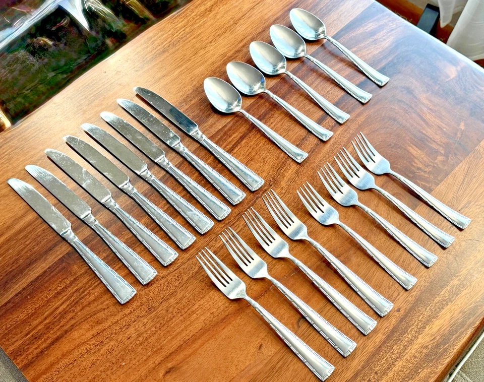 Cubiertos de cena Hoffritz de acero inoxidable 18/0 - Utensilios 21 piezas cuchillo tenedor cuchara Foto 2 de 4