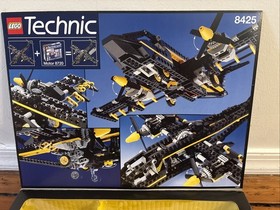 1996 LEGO Technic set 8425 Black Falcon/Hawk with box inserts 100% Complete