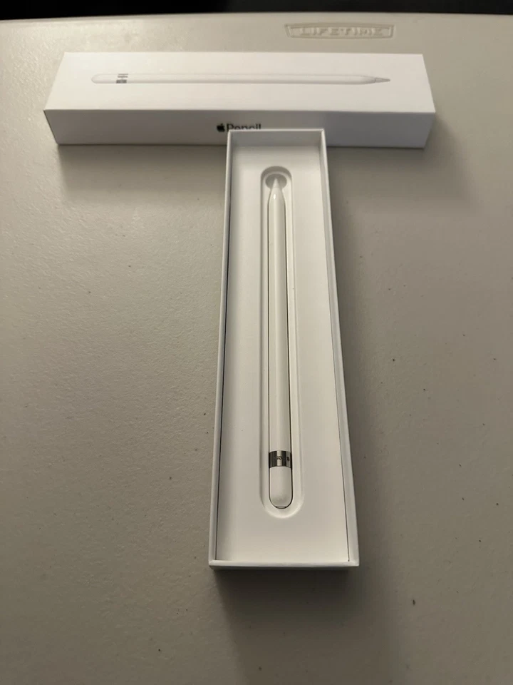Apple Pencil (1st Generation) Stylus Pen for Touch Screens - White (MQLY3AM/A) - Image 2 of 4