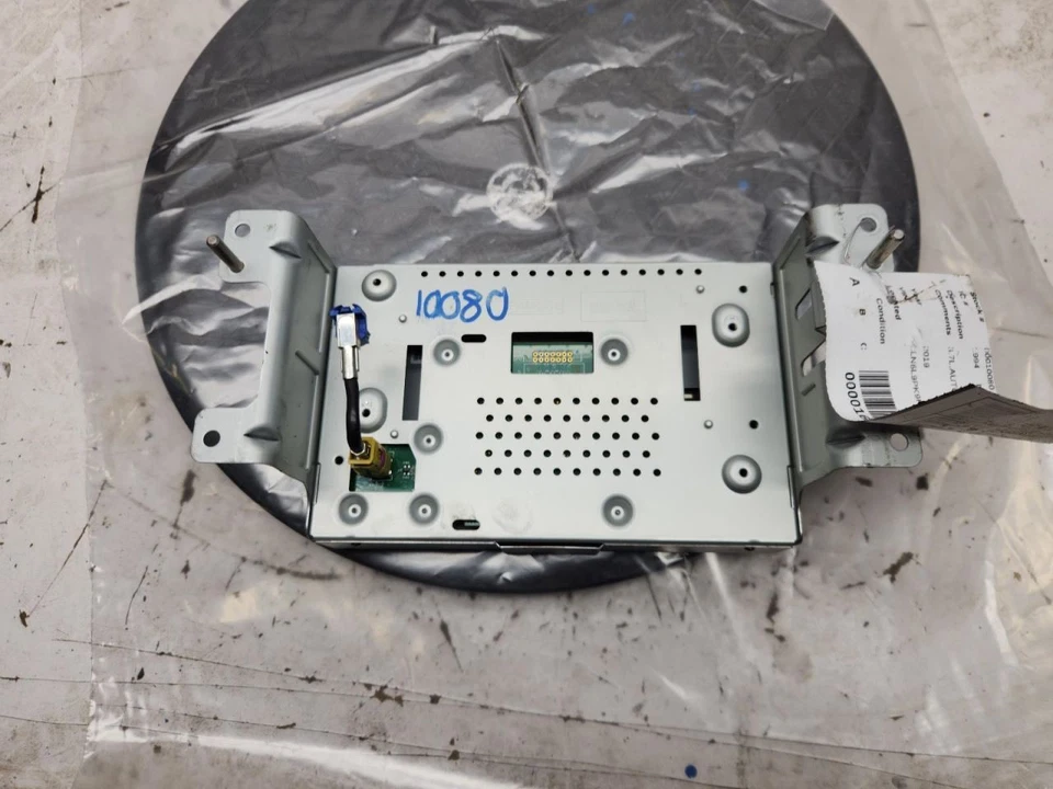 Info-GPS-TV Screen Fits 17-20 LINCOLN CONTINENTAL 792017 - Image 2 of 4