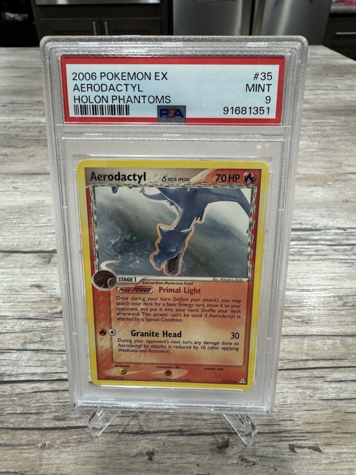 2006 POKEMON EX HOLON PHANTOMS #35 AERODACTYL PSA 9