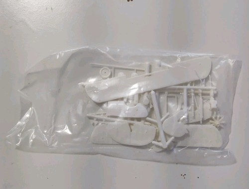 Vintage NOS DEHAVILLAND DH2 SMER Model Plane Kit 1/50 Sealed Parts - Picture 2 of 18