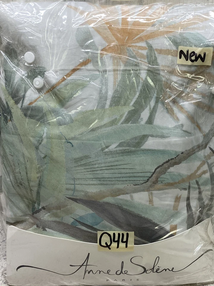 Anne De Solene Palmaria Queen Duvet Cover Lily Lotus Flower New - Image 3 of 4