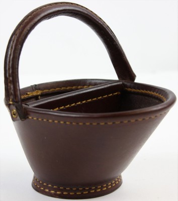 Leather Gent's Pipe Bucket