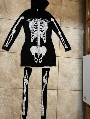 Skeleton Essential T-Shirt for Sale by mattimac  Halloween costumes for  kids, Halloween masks, Pregnant halloween costumes