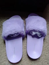Lavender Slides Shower Slippers Furry Faux Fur Sandals Trillium Women's Size 8
