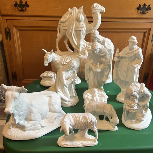 1975 Extra Lg Figures Atlantic Mold 11 Piece DIY Paint It Yourself Nativity Set
