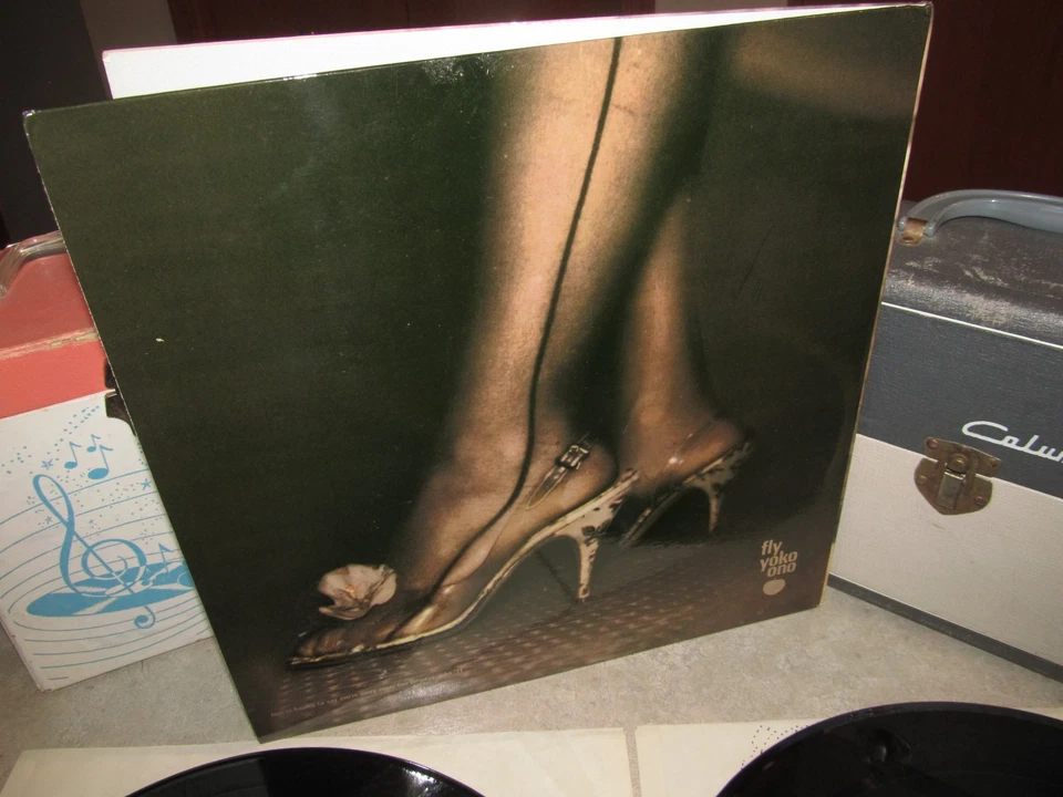 YOKO ONO Fly LP Apple 1971 Jacksonville SVBB 3380 w/inners poster postcard NM! - Imagem 3 de 4