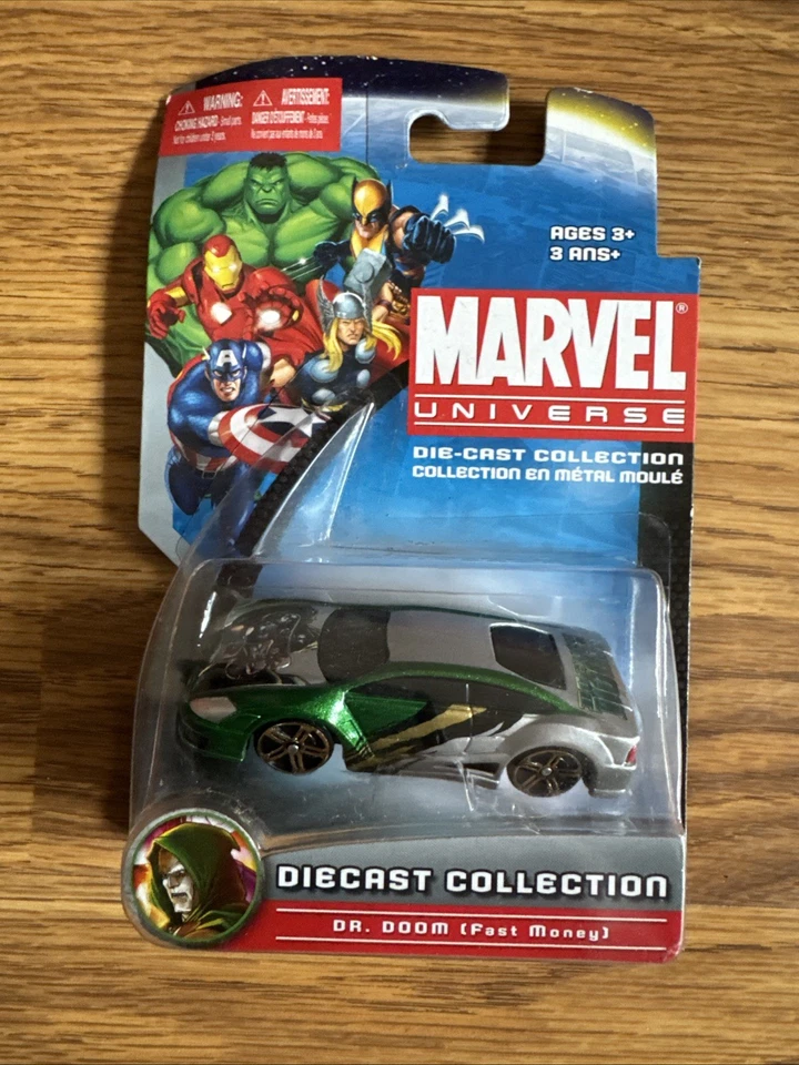 4x Die Cast Marvel Universe Vehículos Rhino Silver Surfer Blade Dr. Doom Foto 4 de 4