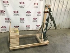 Beech B-10000W Reverse Boom Hoist Crane 1615-lb Lift Counterweighted