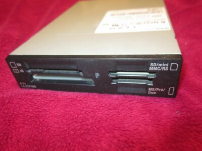 Dell USB Flash Card Reader TEAC CA-200 N533 1930930B00