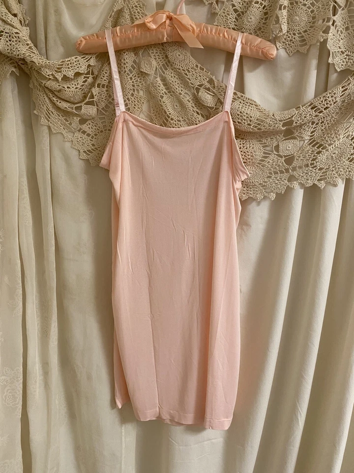 1940’s Montgomery Wards Camisole Slip Sz 40 Petal Pink Shortie “Beau Dura” - Image 4 of 4