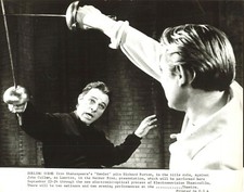 1964 Hamlet Movie Press Photo 7x9.5 Richard Burton Dueling Rehearsal  *P16a