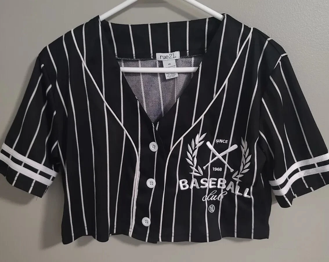 EUC JUNIORS RUE 21 STRIPED BLACK CROPPED BASEBALL JERSEY SIZE XS