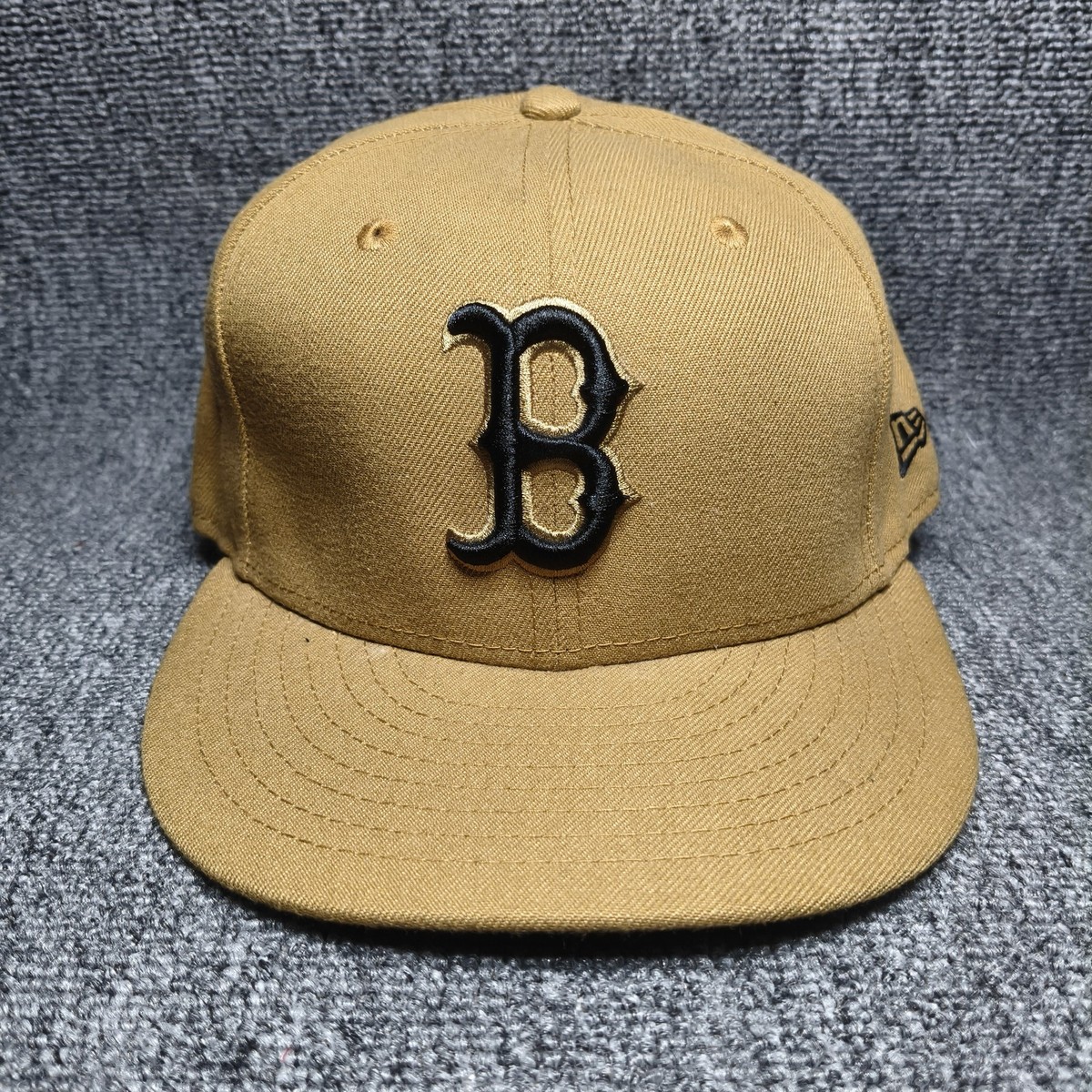 New Era 9FIFTY Boston Red Sox Tan Snapback Hat Flat Brim B Logo