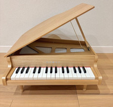 Kawai Mini Grand Piano 1144 Natural Wood Toy Instrument 32 Keys Made in Japan