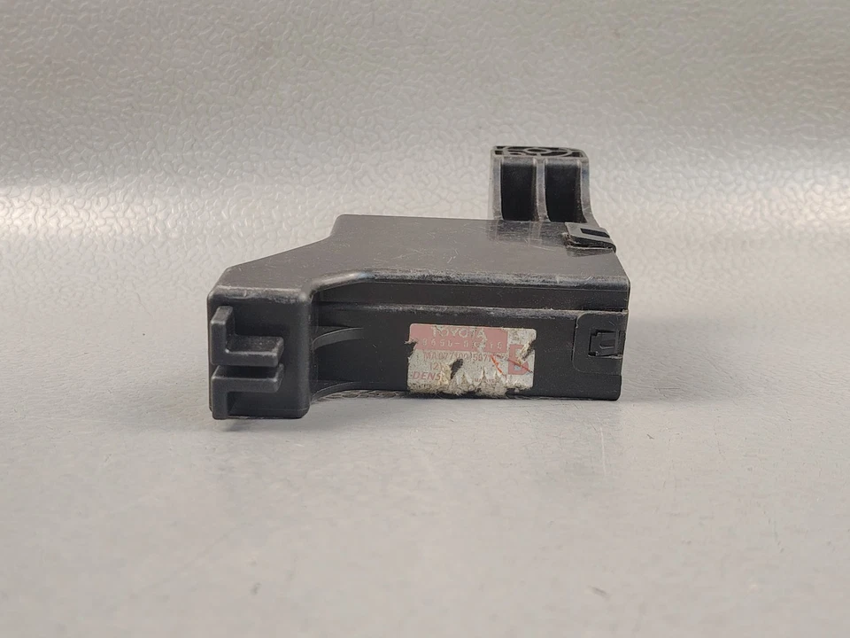 TOYOTA HILUX GGN15 FORTUNER GG50 AC TEMPRATURE AMPLIFIER MODULE UNIT 88650 0K010 - Image 2 of 4