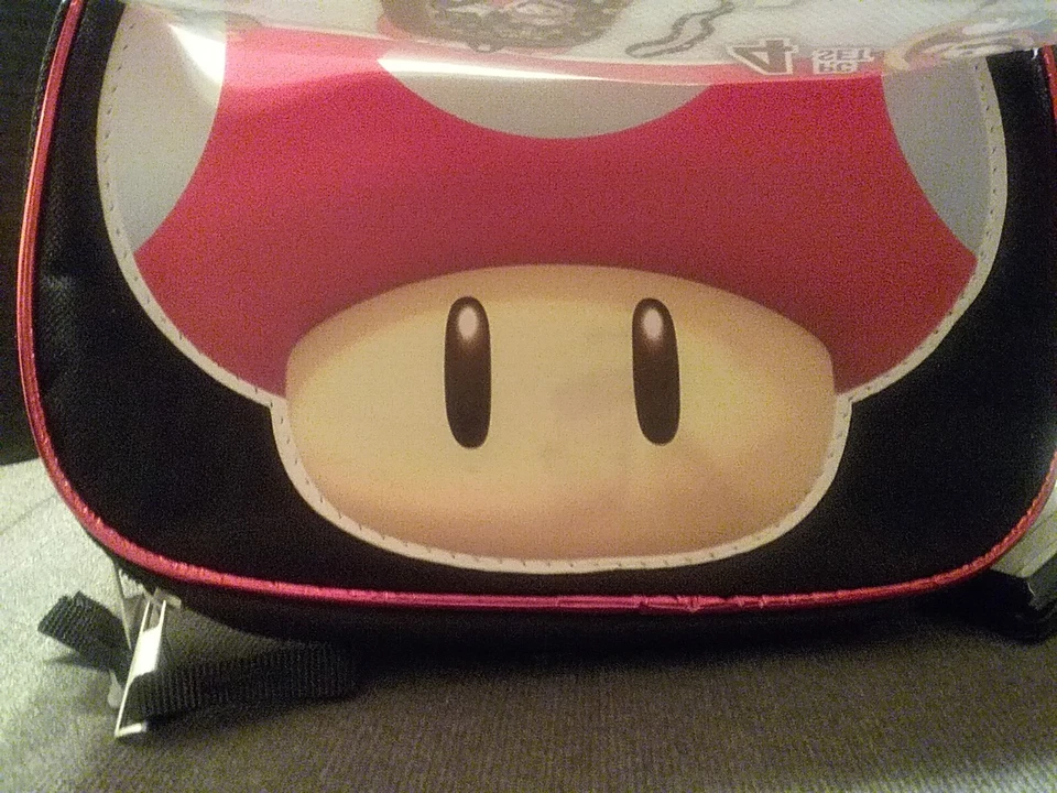 Mochila NINTENDO SUPER MARIO (Juego de 4 Piezas) TOTALMENTE NUEVA Bolsa de Almuerzo Sapo Estuche para Gadget Foto 3 de 4