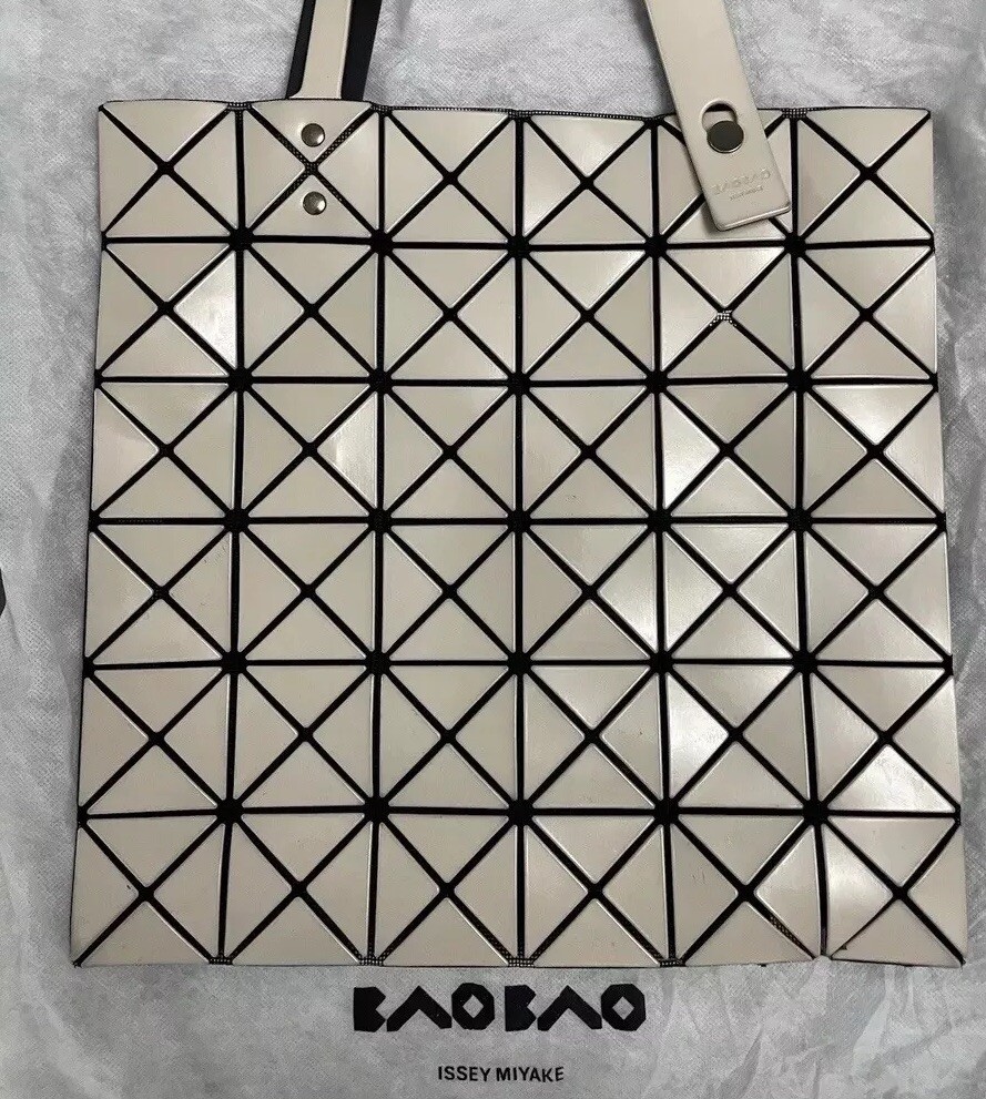 バッグ BAOBAO ISSEY MIYAKE BASICS Series,CART S Bao Bao by Yssy Miyake Bag & Dust Bag Authentic | eBay