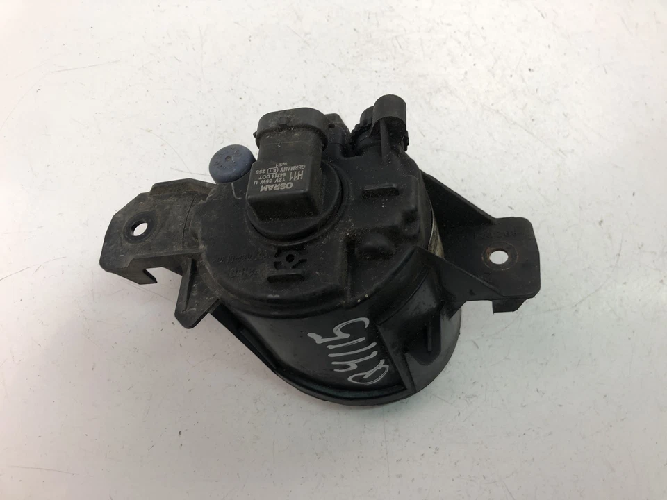 Q4115 RENAULT CLIO 2002 Fog Light 8200002470 - image 3 of 4