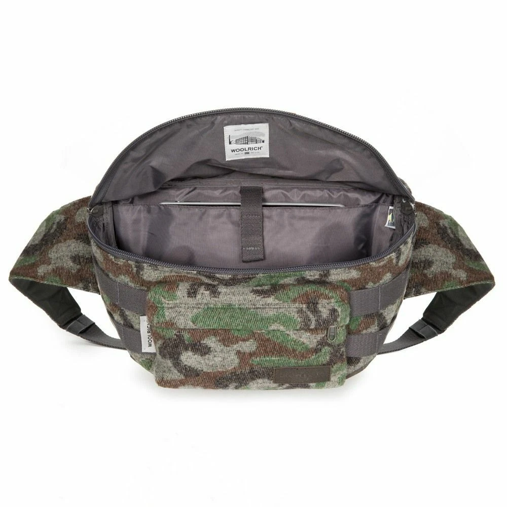 Eastpak xxl top