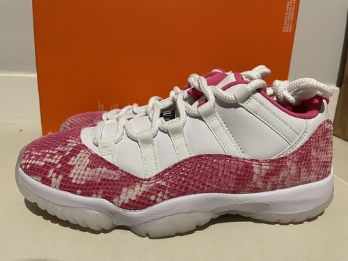 Nike Women's Air Jordan 11 Retro Low 