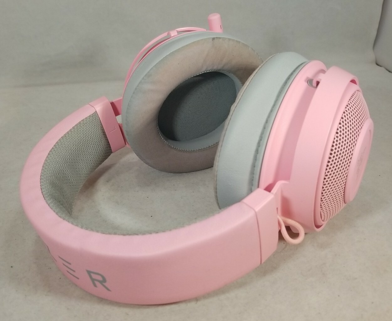 Razer Kraken Pro V2 Analog Wired Gaming 