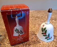 Macy's All the Trimmings Holly Berries Holiday Christmas Dinner Bell w/Orig Box