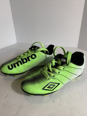 Umbro- Boy's Arturo DSG-L2C4L1D8 Size 11k Please See Pics For Description