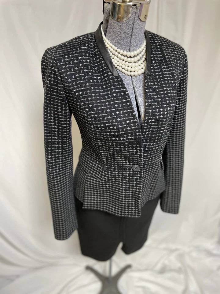 NUEVO Traje Falda Clásica Entier Talla 4 Conjunto de Dos Piezas 29X24 Bolsillos Nordstroms Foto 4 de 4