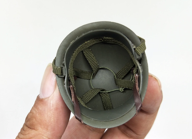 Helmet for Facepoolfigure FP010 US Ranger Combat Medic France 1944 1/6th Figure