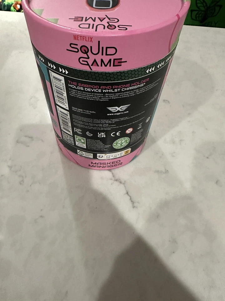 Exquisite Gaming: Holdems: Netflix Squidgames Masked Manager Auricular y Soporte para Teléfono Foto 2 de 3