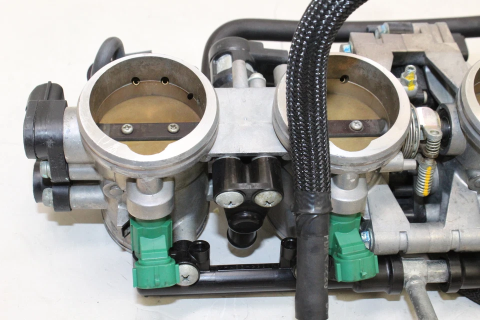 Carburadores de carbohidratos Kawasaki Ninja Zx10r Zx1000j 2011-15 16163-0722 OEM Foto 2 de 4