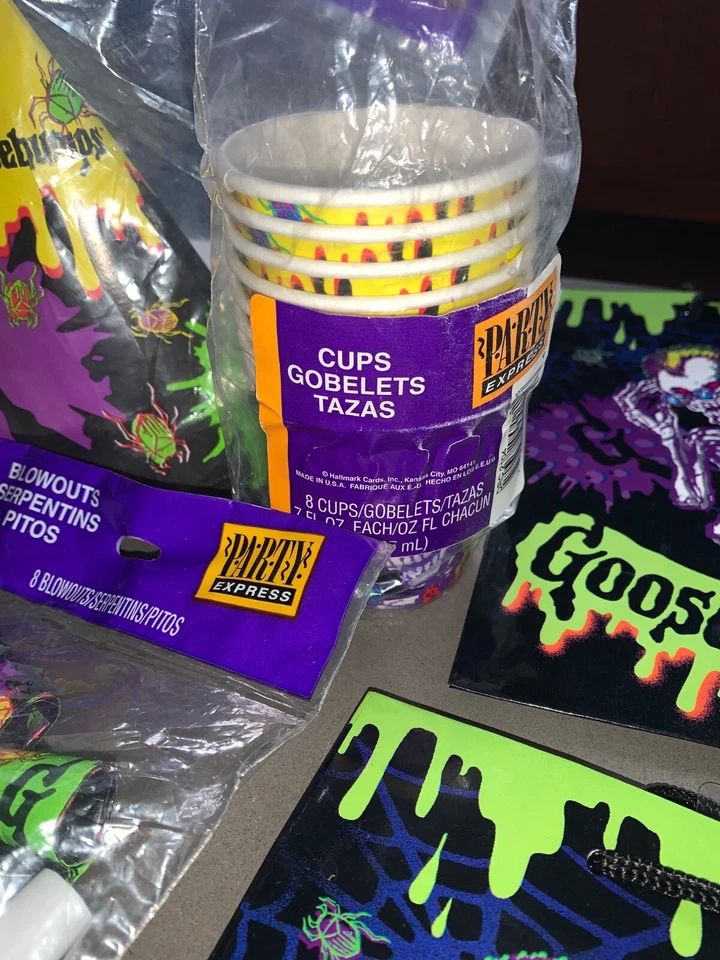 Vintage Goosebumps Party assortment Plates Hats Cups Napkins stickers Sealed. - Image 4 of 4